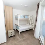 아파트 Modern 2-bedroom Penthouse With Terrace - By Hostmt *